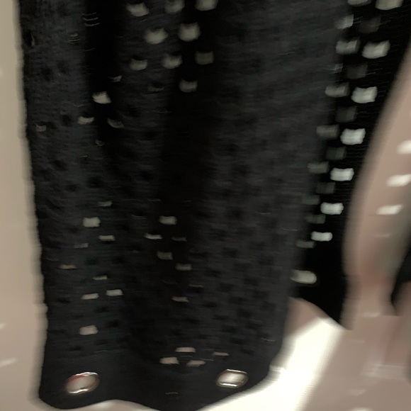 Sweater - Picture 4 of 6